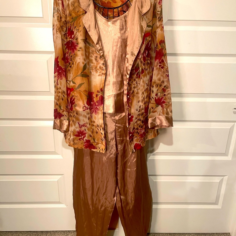 PJ set flowered sheer jacket Toffee, color camisole,& match long pants! sz 1XL